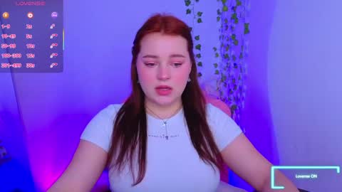 Snapshot of cutie__cutiee_ chatting on April 14, 8:59 pm Nika online show from April 14, 8:59 pm