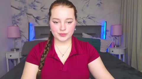 Snapshot of cutie__cutiee_ chatting on May 4, 12:34 pm Nika online show from May 4, 12:34 pm