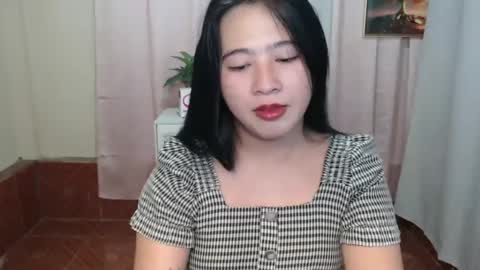 Snapshot of cutie_asianwoman chatting on December 2, 6:32 pm cutie_asianwoman online show from December 2, 6:32 pm