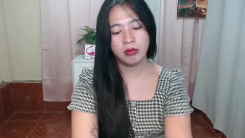 Snapshot of cutie_asianwoman chatting on December 2, 9:39 pm cutie_asianwoman online show from December 2, 9:39 pm
