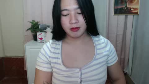 Snapshot of cutie_asianwoman chatting on December 7, 9:44 pm cutie_asianwoman online show from December 7, 9:44 pm