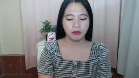 Snapshot of cutie_asianwoman chatting on December 28, 11:48 pm cutie_asianwoman online show from December 28, 11:48 pm