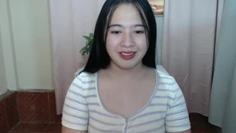 Snapshot of cutie_asianwoman chatting on December 30, 10:21 am cutie_asianwoman online show from December 30, 10:21 am