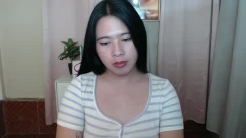Snapshot of cutie_asianwoman chatting on January 8, 7:03 pm cutie_asianwoman online show from January 8, 7:03 pm