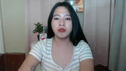 Snapshot of cutie_asianwoman chatting on January 8, 10:06 pm cutie_asianwoman online show from January 8, 10:06 pm