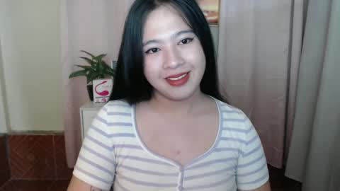 Snapshot of cutie_asianwoman chatting on January 12, 1:00 am cutie_asianwoman online show from January 12, 1:00 am