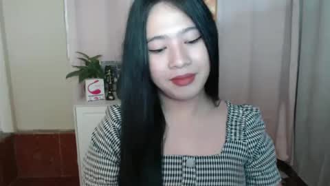 Snapshot of cutie_asianwoman chatting on January 16, 4:28 pm cutie_asianwoman online show from January 16, 4:28 pm