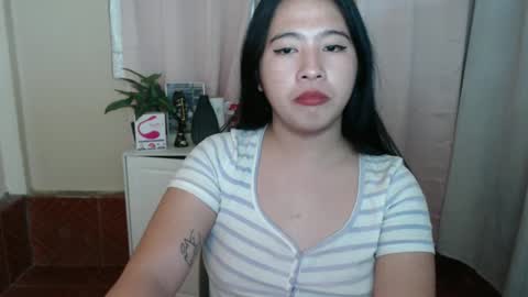 Snapshot of cutie_asianwoman chatting on January 22, 10:48 pm cutie_asianwoman online show from January 22, 10:48 pm
