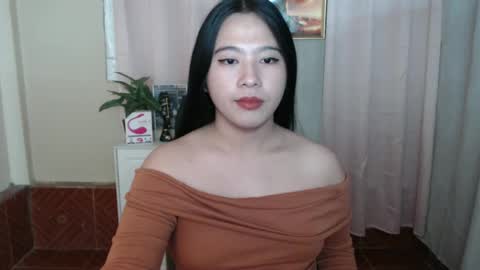 Snapshot of cutie_asianwoman chatting on January 23, 6:35 pm cutie_asianwoman online show from January 23, 6:35 pm