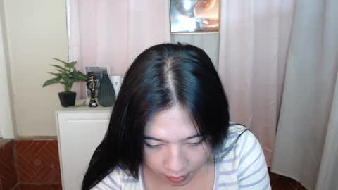 Snapshot of cutie_asianwoman chatting on January 30, 11:45 pm cutie_asianwoman online show from January 30, 11:45 pm