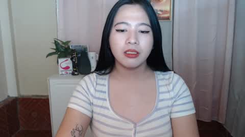 Snapshot of cutie_asianwoman chatting on February 1, 5:05 pm cutie_asianwoman online show from February 1, 5:05 pm