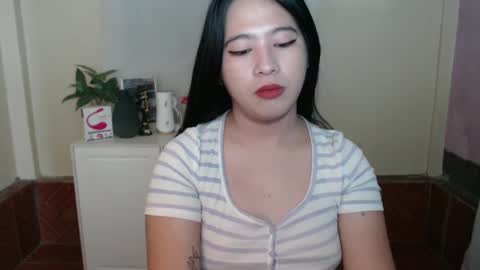 Snapshot of cutie_asianwoman chatting on February 8, 5:39 pm cutie_asianwoman online show from February 8, 5:39 pm