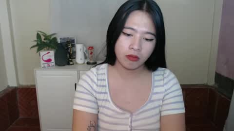 Snapshot of cutie_asianwoman chatting on February 8, 8:42 pm cutie_asianwoman online show from February 8, 8:42 pm