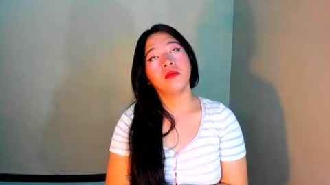 Snapshot of cutie_asianwoman chatting on February 16, 1:36 am cutie_asianwoman online show from February 16, 1:36 am