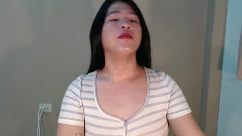 Snapshot of cutie_asianwoman chatting on February 23, 8:44 pm cutie_asianwoman online show from February 23, 8:44 pm