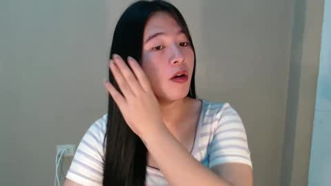 Snapshot of cutie_asianwoman chatting on February 23, 11:47 pm cutie_asianwoman online show from February 23, 11:47 pm
