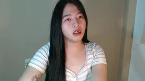 Snapshot of cutie_asianwoman chatting on February 25, 10:07 pm cutie_asianwoman online show from February 25, 10:07 pm