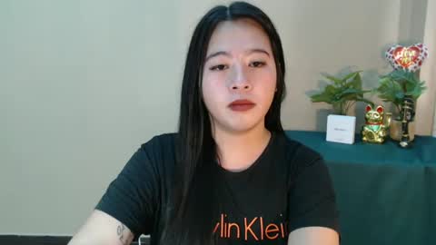 Snapshot of cutie_asianwoman chatting on March 12, 5:24 am cutie_asianwoman online show from March 12, 5:24 am