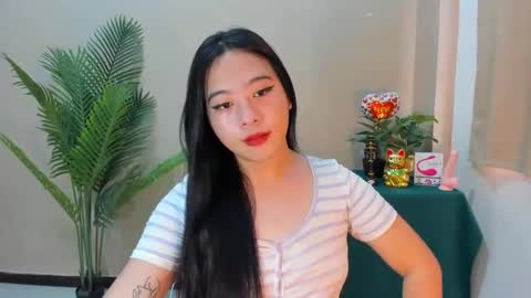 Snapshot of cutie_asianwoman chatting on September 13, 6:24 am cutie_asianwoman online show from September 13, 6:24 am