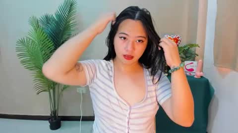 Snapshot of cutie_asianwoman chatting on September 14, 7:18 am cutie_asianwoman online show from September 14, 7:18 am