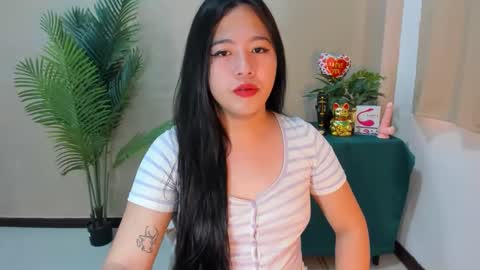 Snapshot of cutie_asianwoman chatting on September 15, 6:57 am cutie_asianwoman online show from September 15, 6:57 am