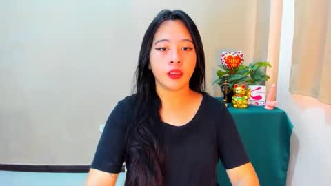 Snapshot of cutie_asianwoman chatting on September 22, 6:37 am cutie_asianwoman online show from September 22, 6:37 am
