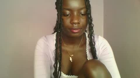 cutie_choco online show from October 18, 1:01 pm