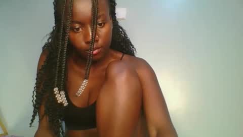 cutie_choco online show from November 10, 5:56 pm