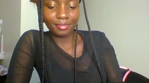cutie_choco online show from May 4, 4:14 pm