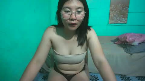Snapshot of cutie_ethel chatting on April 21, 2:56 pm cutie_ethel online show from April 21, 2:56 pm