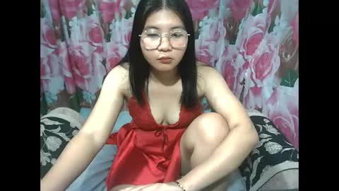 Snapshot of cutie_ethel chatting on May 16, 10:36 am cutie_ethel online show from May 16, 10:36 am