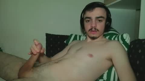 Snapshot of cutie_garlix chatting on March 8, 1:47 am cutie garlix online show from March 8, 1:47 am