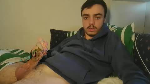 Snapshot of cutie_garlix chatting on March 17, 3:26 pm cutie garlix online show from March 17, 3:26 pm