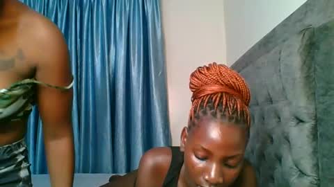 Snapshot of cutie_liqy chatting on January 12, 12:27 am Liqy online show from January 12, 12:27 am