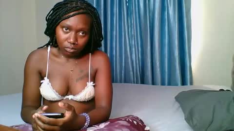 Snapshot of cutie_liqy chatting on January 12, 12:32 pm Liqy online show from January 12, 12:32 pm