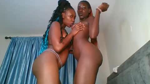 Snapshot of cutie_liqy chatting on January 14, 5:18 pm Liqy online show from January 14, 5:18 pm