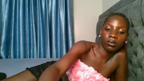 Snapshot of cutie_liqy chatting on January 17, 12:26 am Liqy online show from January 17, 12:26 am