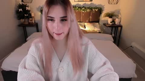  Your Louise  follow me  online show from January 8, 8:50 pm