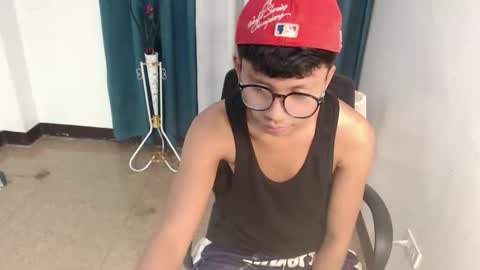 cutie_mico online show from May 12, 10:34 am