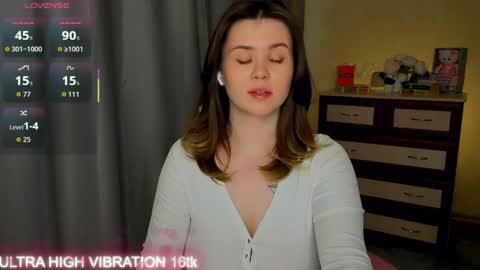 mili online show from May 18, 9:37 am