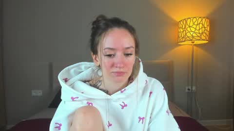 Kate online show from May 16, 10:36 am