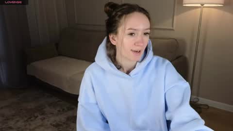 Kate online show from May 18, 8:20 am