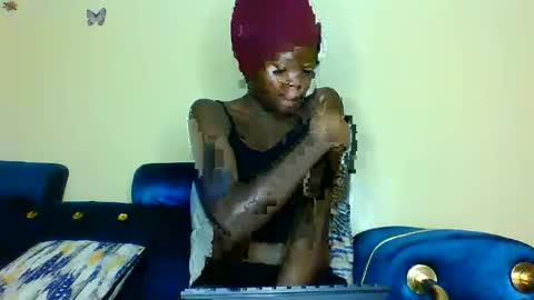 cutieplush online show from March 25, 7:58 am