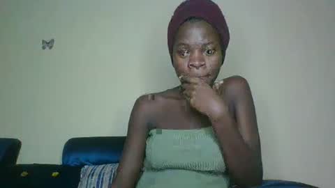 cutieplush online show from March 31, 7:09 am