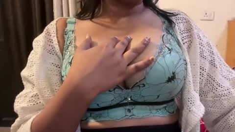 Ruhii online show from March 13, 5:52 pm