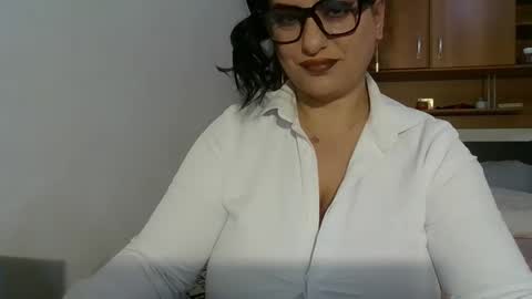 Snapshot of cutieammy chatting on November 9, 9:02 pm Ami online show from November 9, 9:02 pm