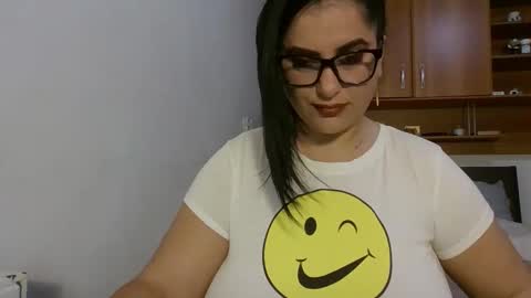 Snapshot of cutieammy chatting on November 17, 9:09 pm Ami online show from November 17, 9:09 pm