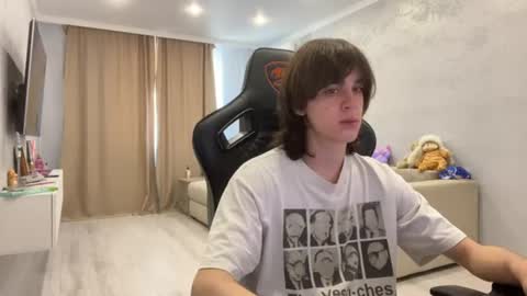 Snapshot of cutiedutee chatting on August 7, 8:38 am cutiedutee online show from August 7, 8:38 am