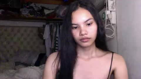 cutiee_lily2 online show from April 20, 12:19 pm