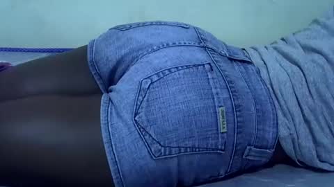 cutiehanish4 online show from May 15, 6:59 pm